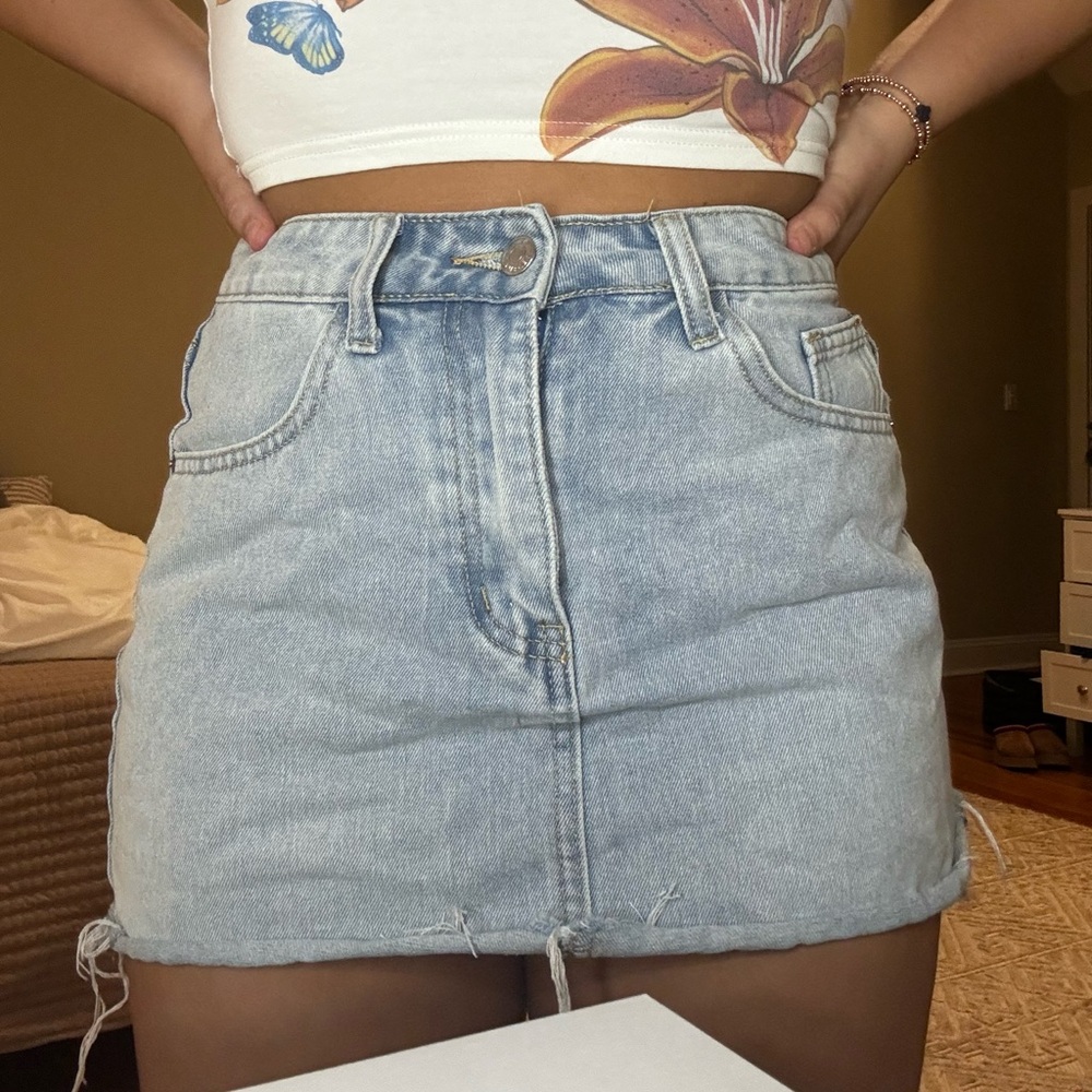 Denim skirt. Size 4 or small